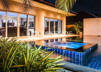 3 bedroom pool villa for rent near Mabprachan Lake